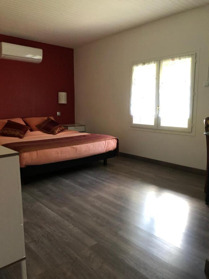 לינה וארוחת בוקר ארביני La Ferme Du Bonheur מראה חיצוני תמונה