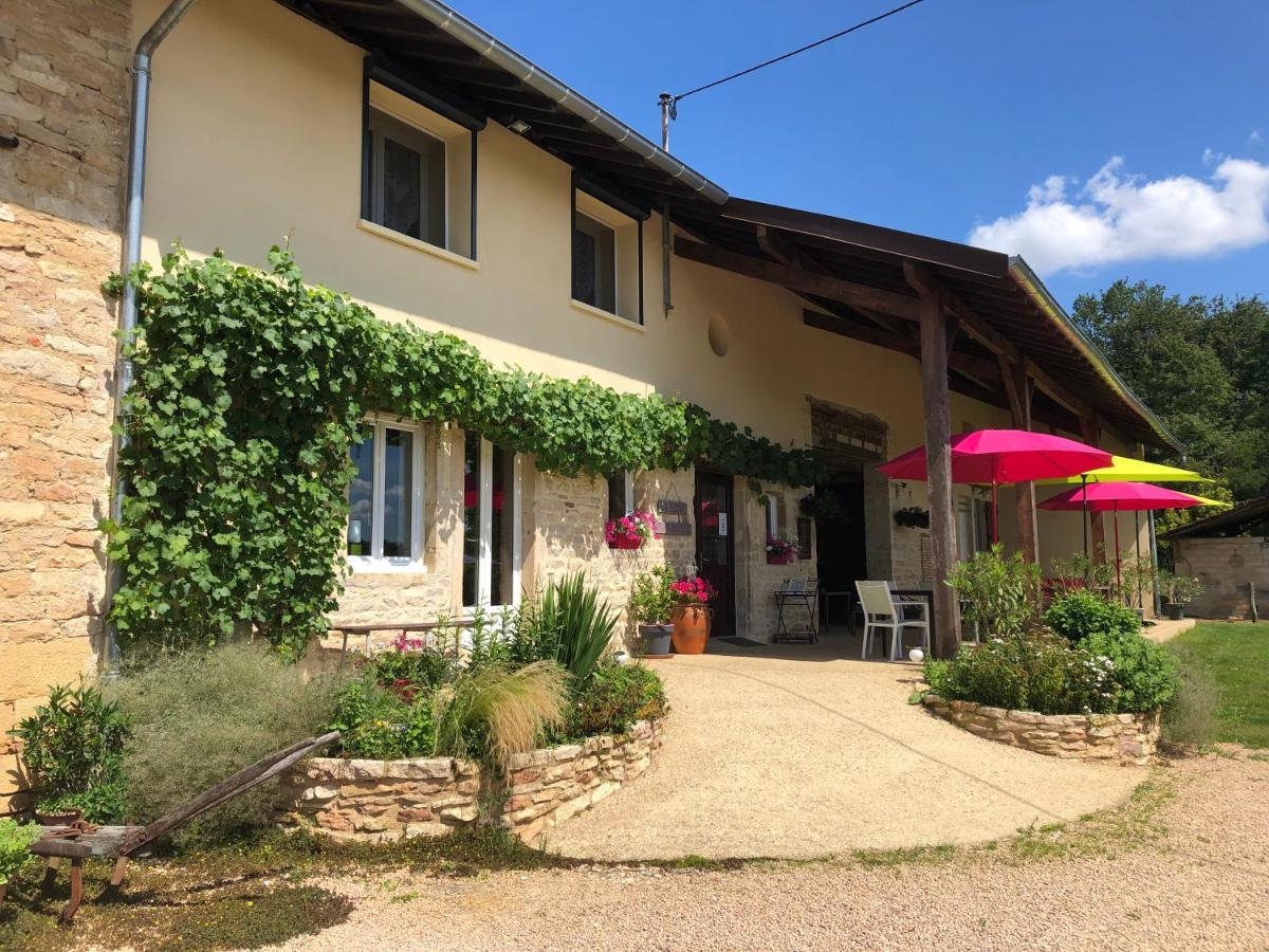 לינה וארוחת בוקר ארביני La Ferme Du Bonheur מראה חיצוני תמונה